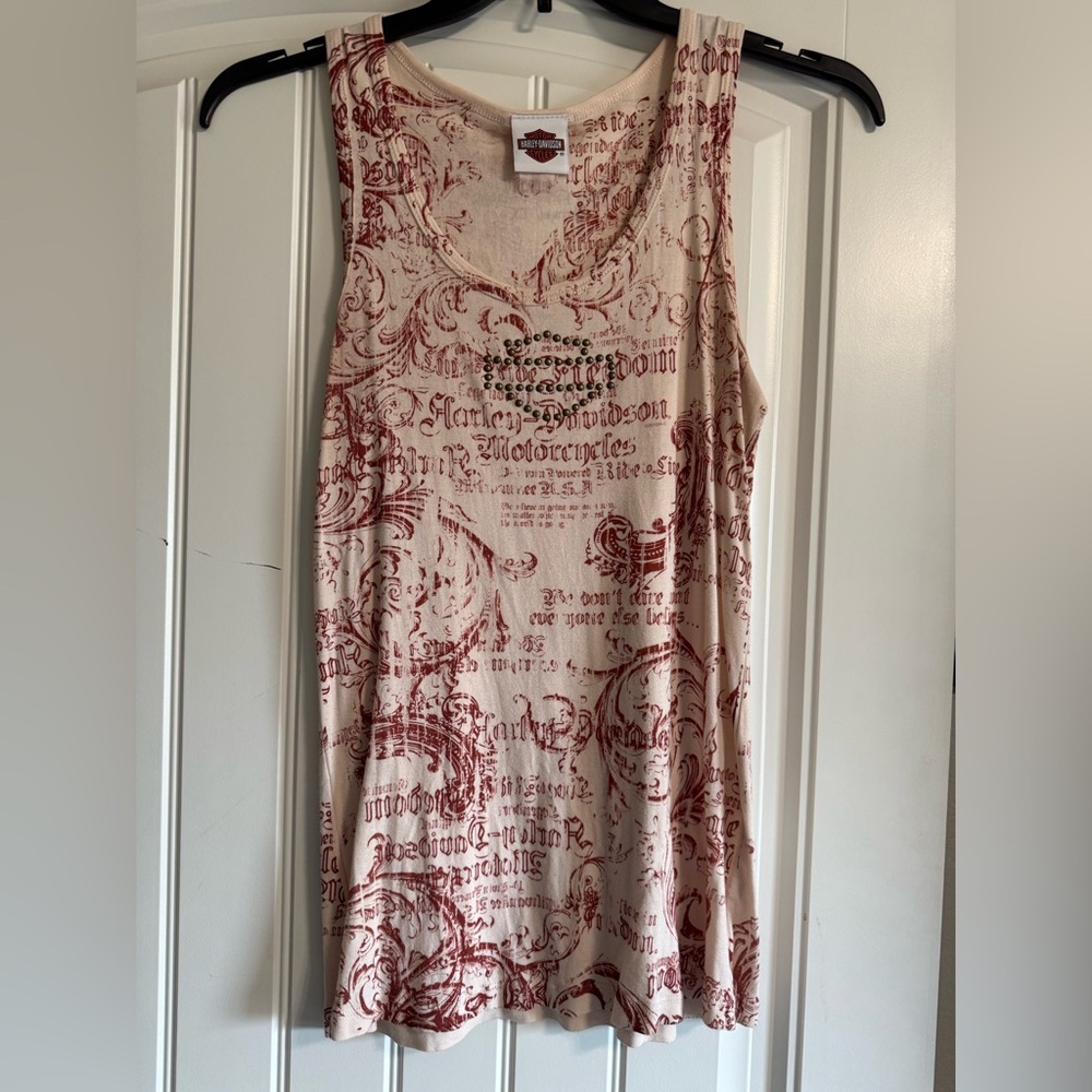Harley-Davidson Beige and Red Graphic Tee Rivet Logo Women’s Large
